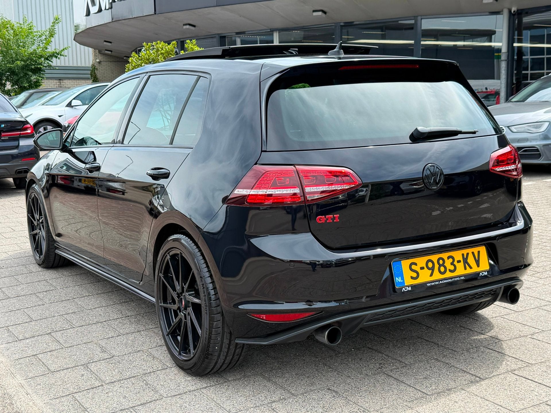 Volkswagen Golf 2.0 TSI GTI Performance l PANO, Gebruikt, Euro 6, 4 cilinders, 1984 cc