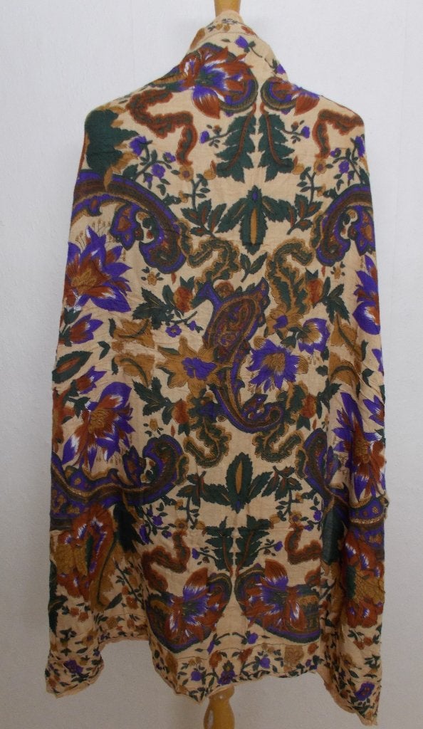 Mooie batik in India made 100% viscose sjaal, Verzenden, Zo goed als nieuw, Maat 38/40 (M), Sjaal