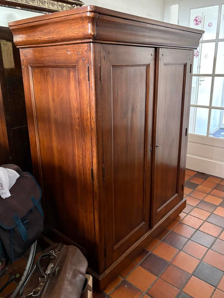 Massief houten kast met bureaufunctie - Gratis afhalen, Ophalen, Gebruikt