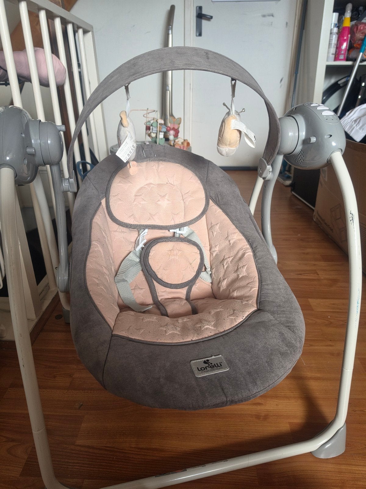 Lorelli elektrische babyschommel/wipstoel, Ophalen, Gebruikt