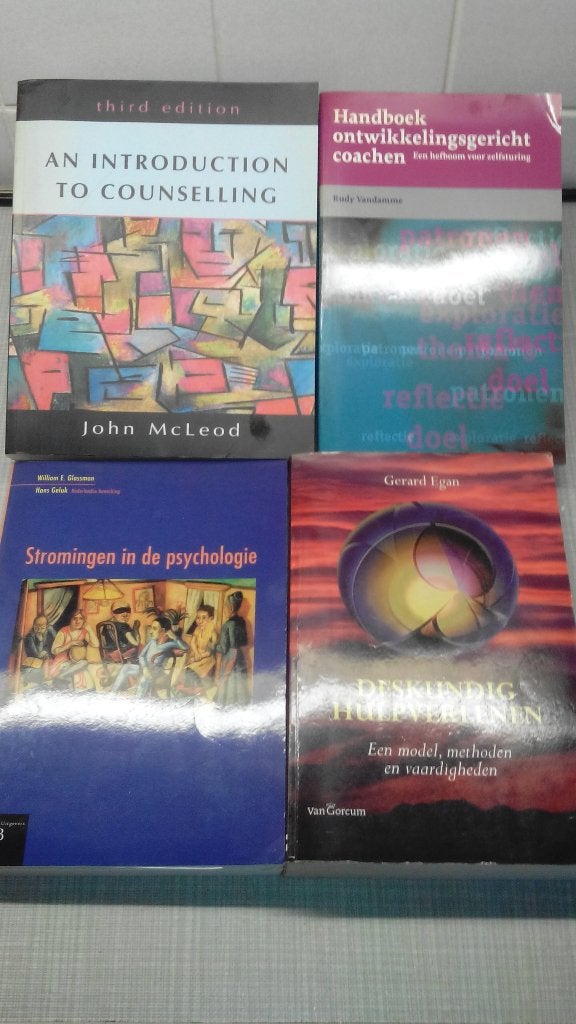 Coaching, Counselling hulpverlening boeken 4st - psychologie, Boeken, Ophalen of Verzenden, Zo goed als nieuw, Ontwikkelingspsychologie