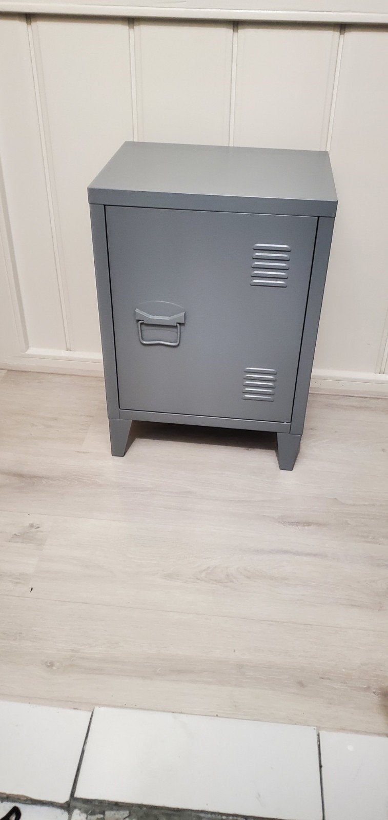 Grijs stalen kastje met planken - Industrieel design, Ophalen, Gebruikt, Industrieel