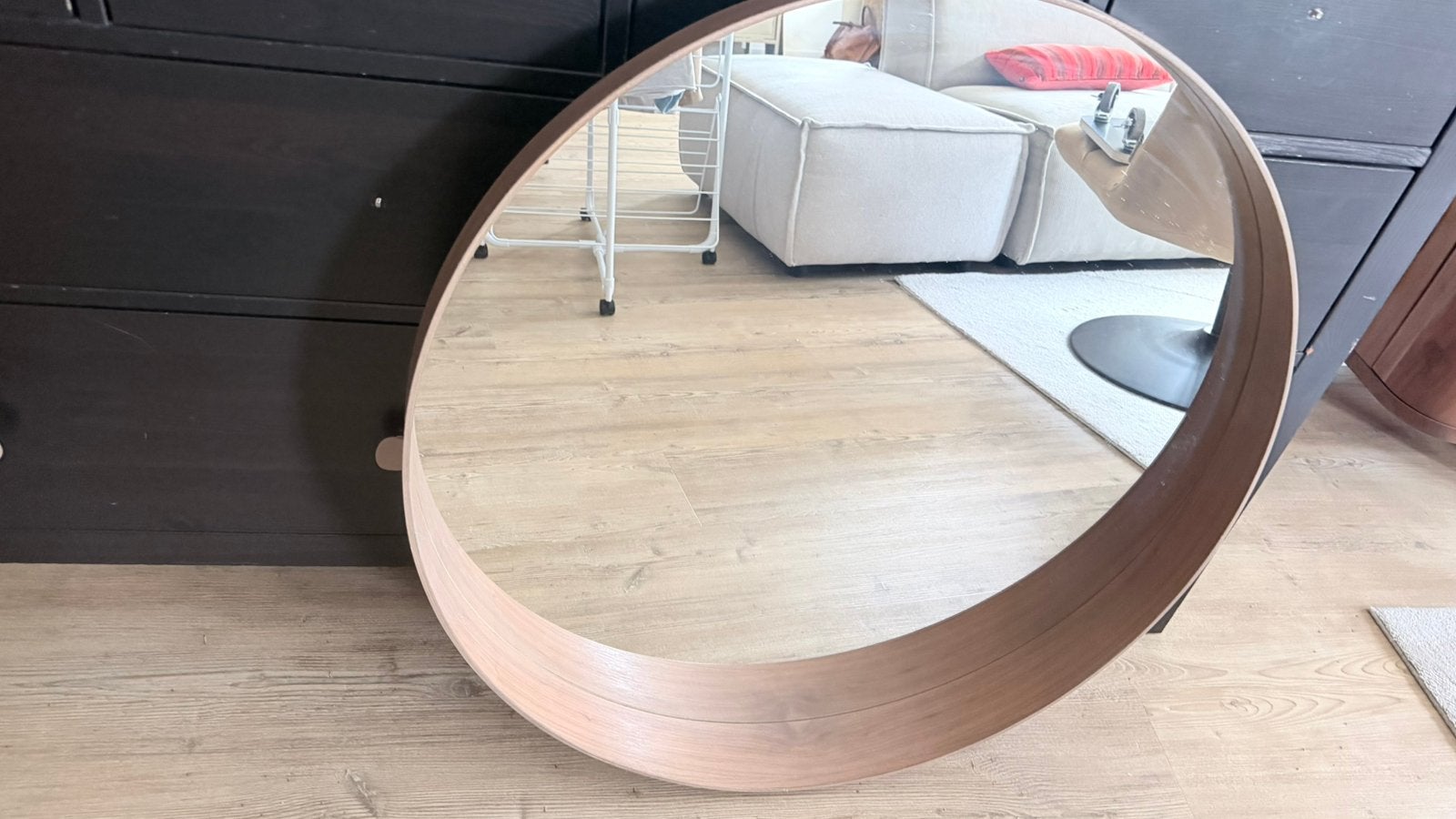 Ronde houten IKEA spiegel, Ophalen, Minder dan 50 cm, Rond, Zo goed als nieuw