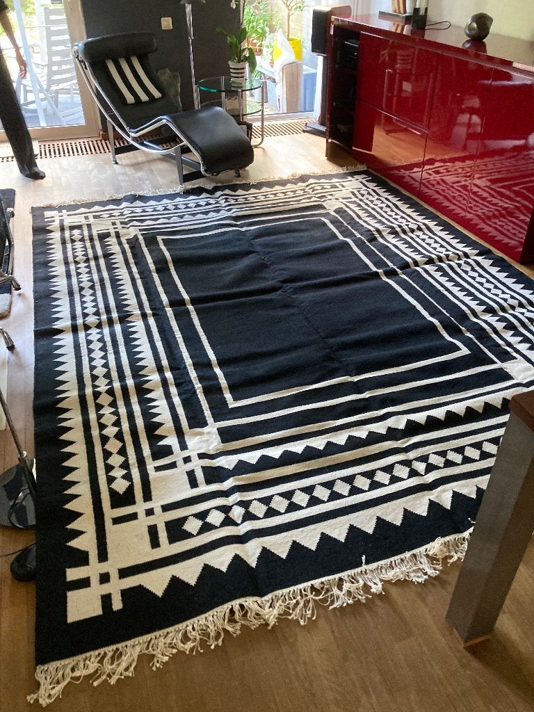 Schitterend handgeweven kleed uit India, Ophalen, Zwart, Nieuw, Mediterraans