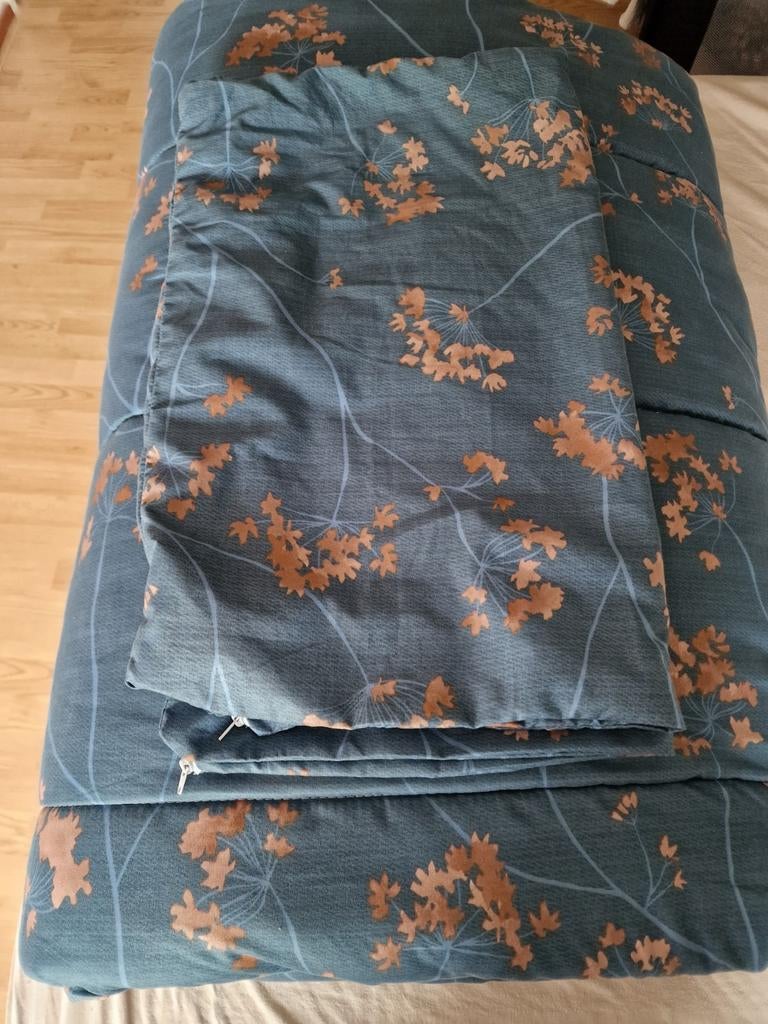 Dekbed zonder overtrek. + 2 Kussenslopen., Huis en Inrichting, Ophalen, Zo goed als nieuw, Overige maten, Deken of Dekbed
