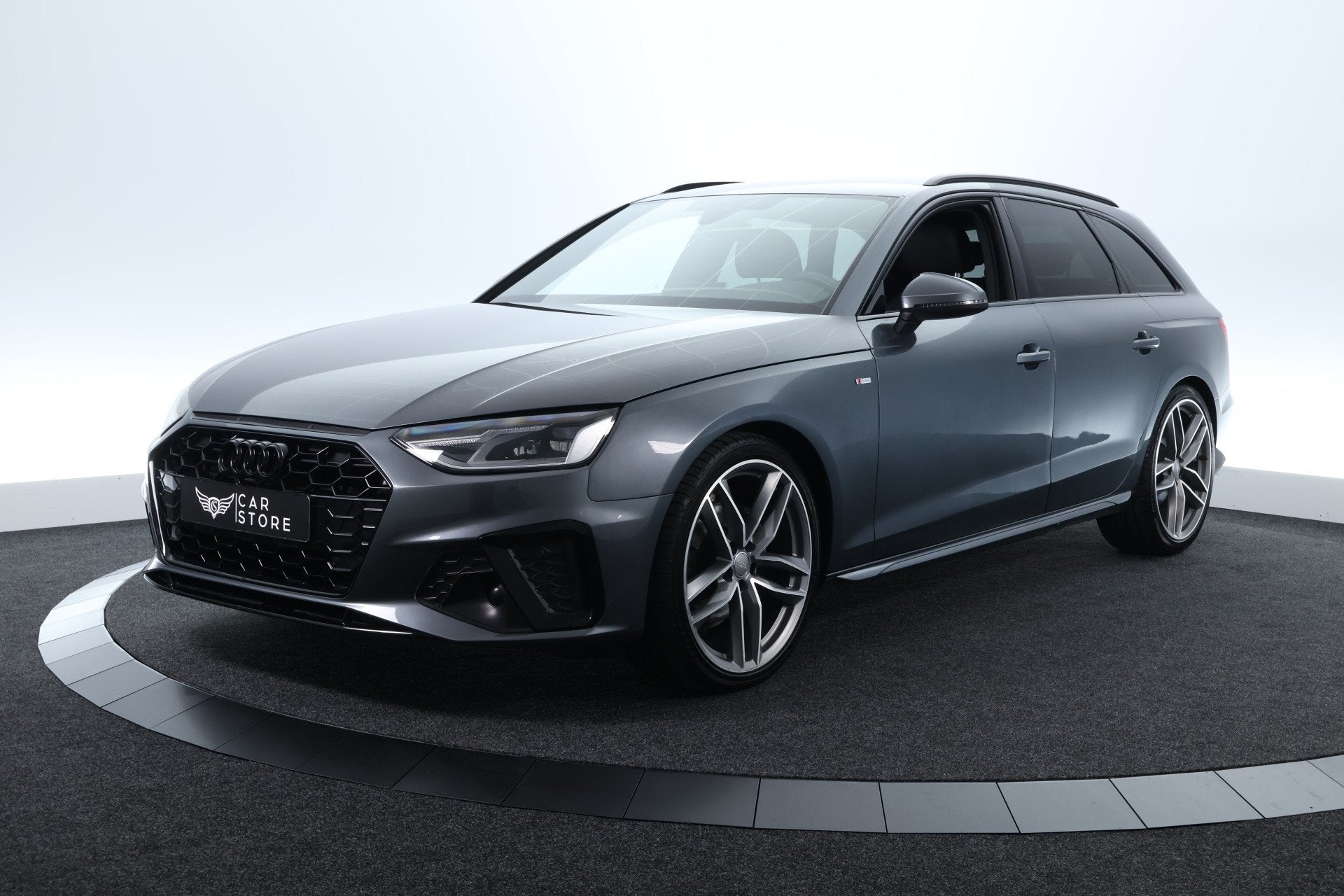 Audi A4 Avant 35 TFSI S edition |LED|CARPLAY|LEDER|CAMERA|EL, Auto's, Audi, Gebruikt, Euro 6, 4 cilinders, 1984 cc