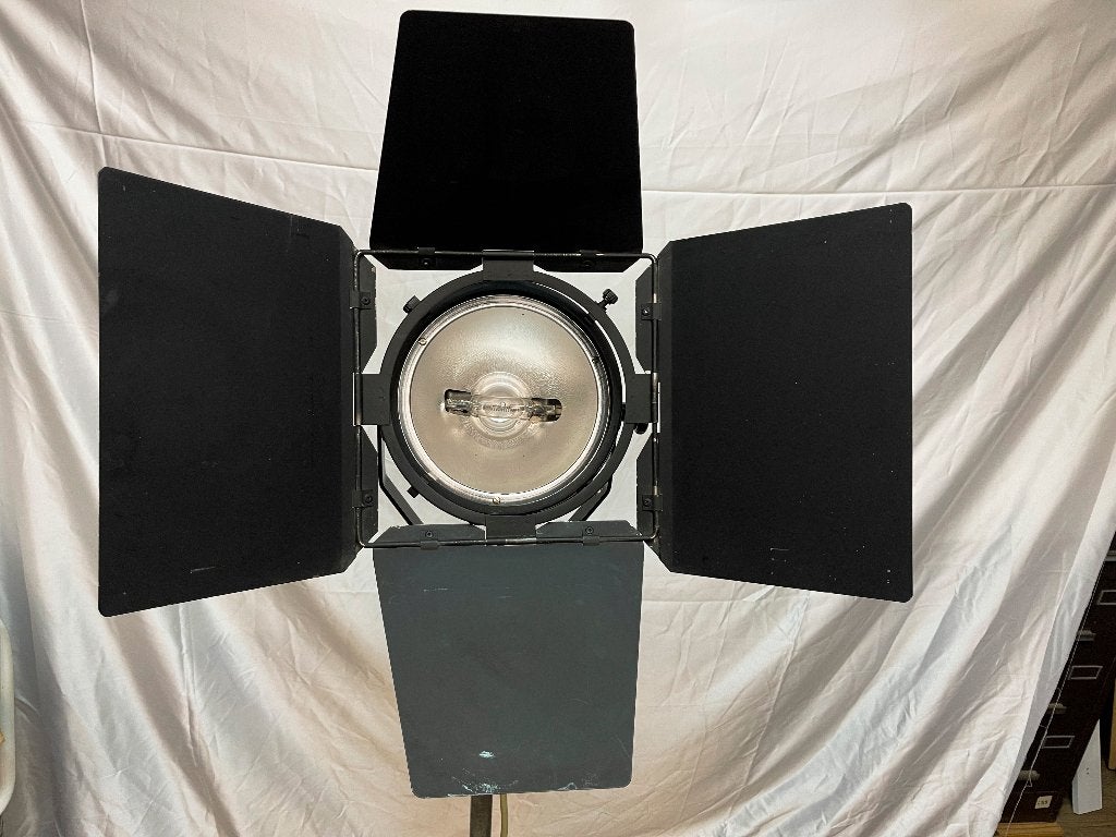 1 COSMOBEAM RC200 professionele 2000w halogeen studiolamp, Lamp of Flitsset, N, Ophalen of Verzenden, N
