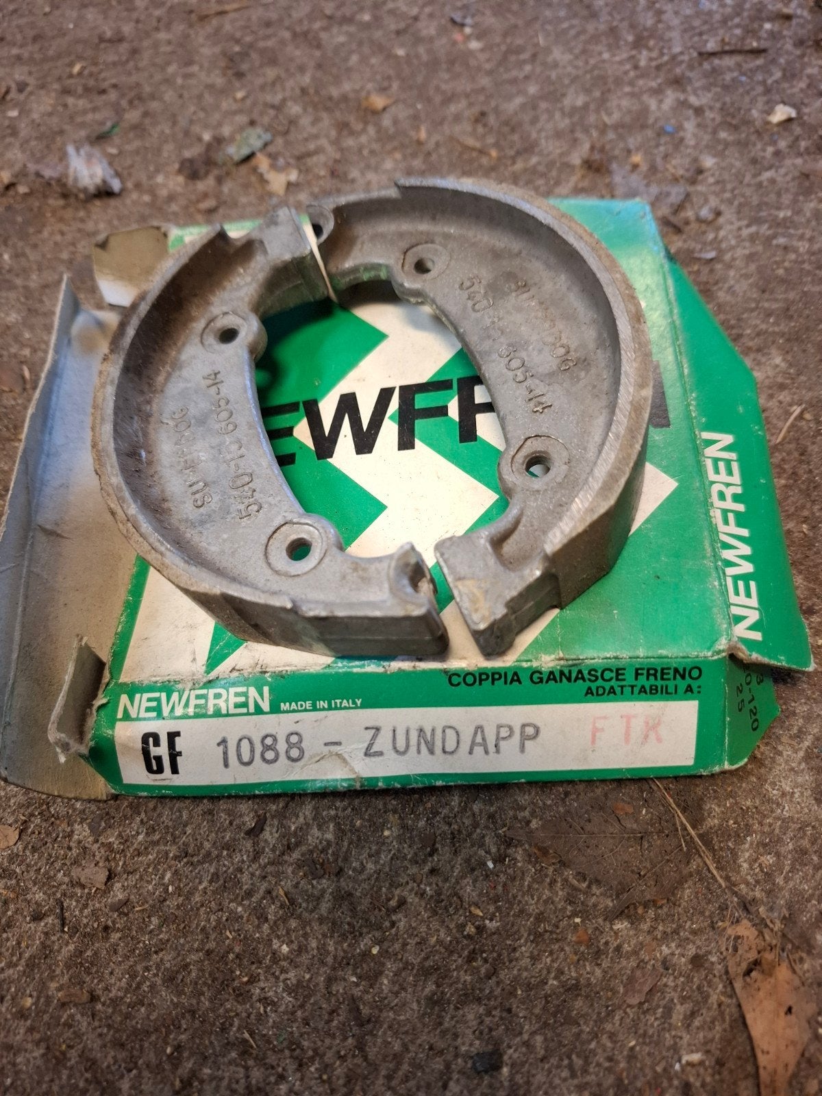 Nieuwe Zundapp remvoering - Newfren CF 1088, Fietsen en Brommers, Ophalen of Verzenden