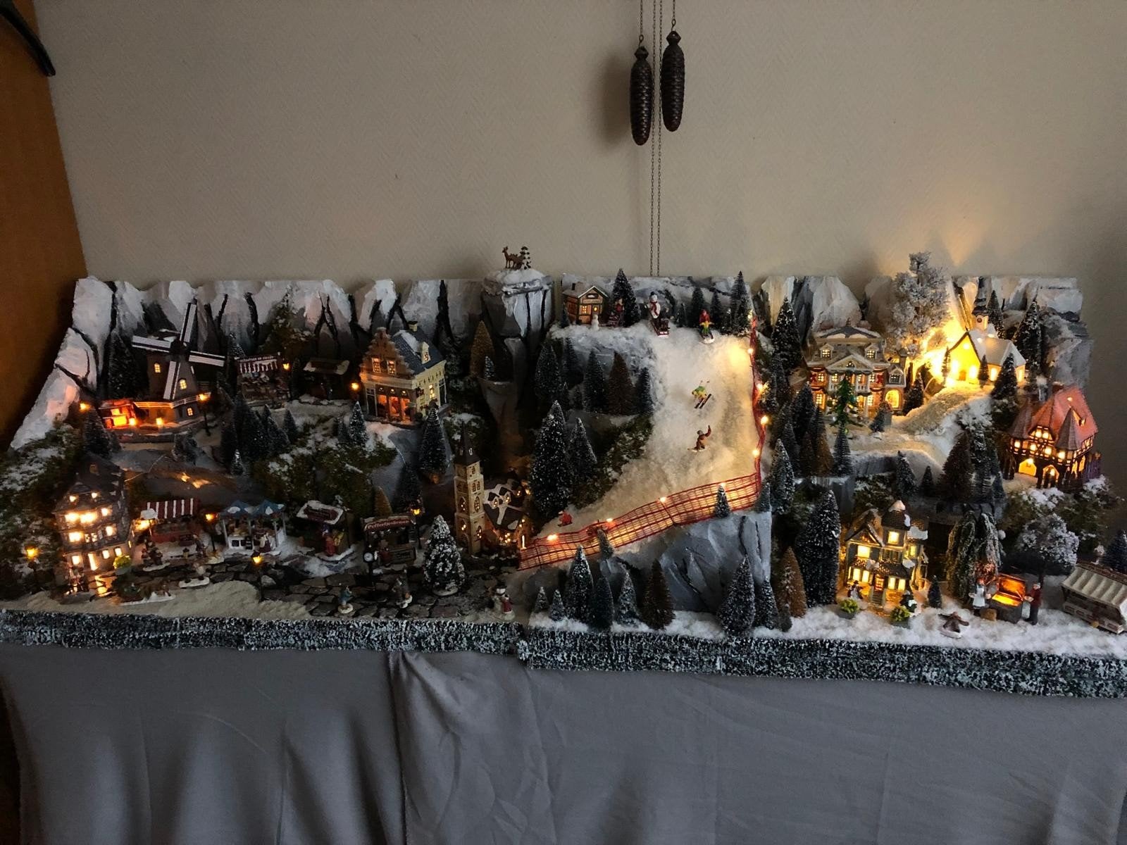 Compleet kerstdorp zonder de bergen, Ophalen