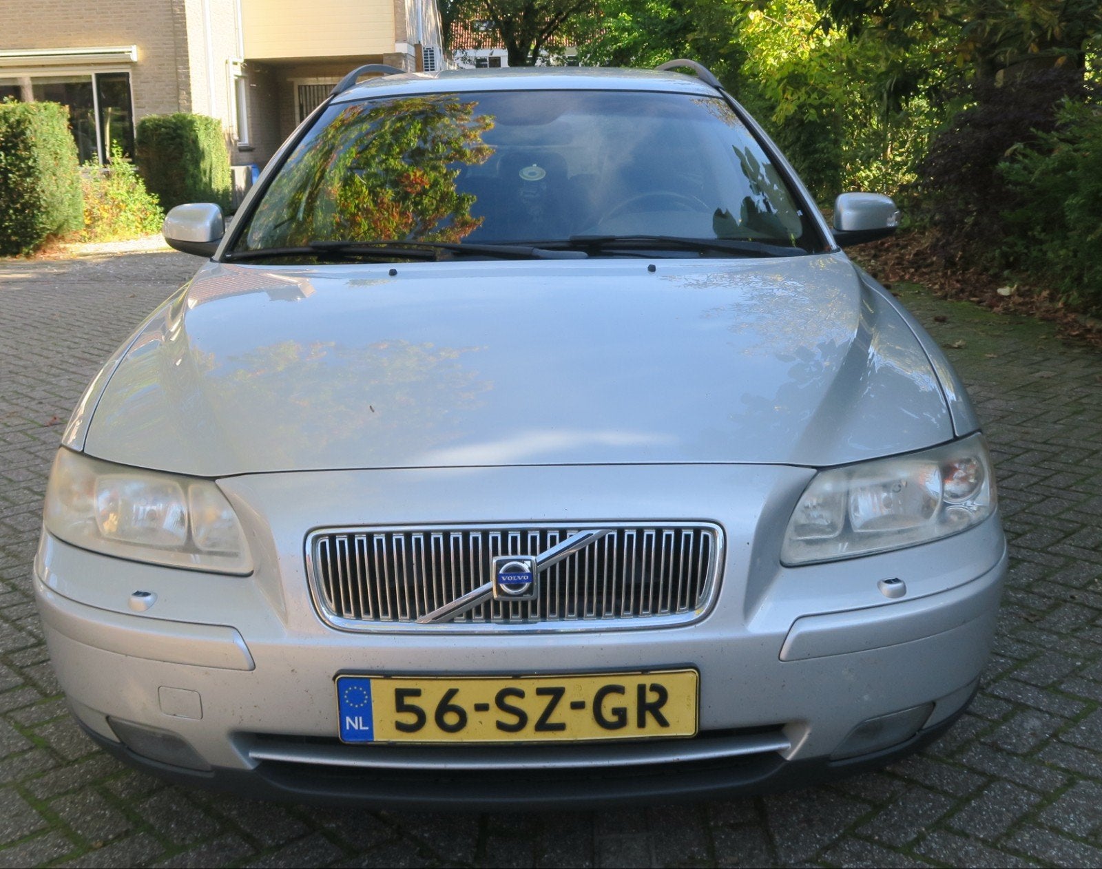 Youngtimer Volvo V70 2.4 170PK AUT 2006 312000 km, 1800 kg, 1498 kg, Stationwagon, 2435 cc