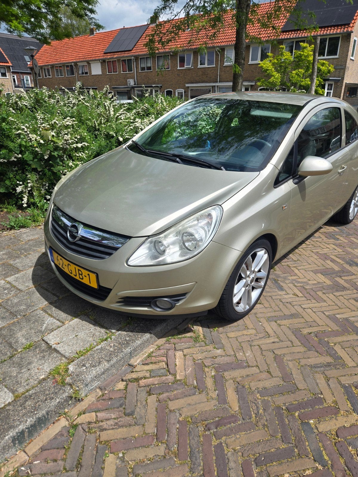 Opel Corsa 1.2 16V 3D WR 2008 Beige, Auto's, Voorwielaandrijving, 450 kg, 40 €/maand, 1229 cc