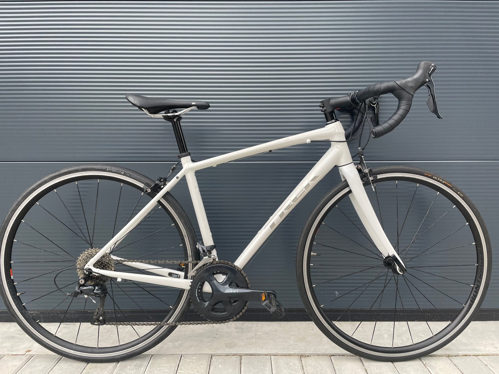 Trek Domane AL3 WSD dames ,nette staat ! Mt. small 160-170cm, 28 inch, Beginnersfiets starters racefiets, Velgrem, Aluminium