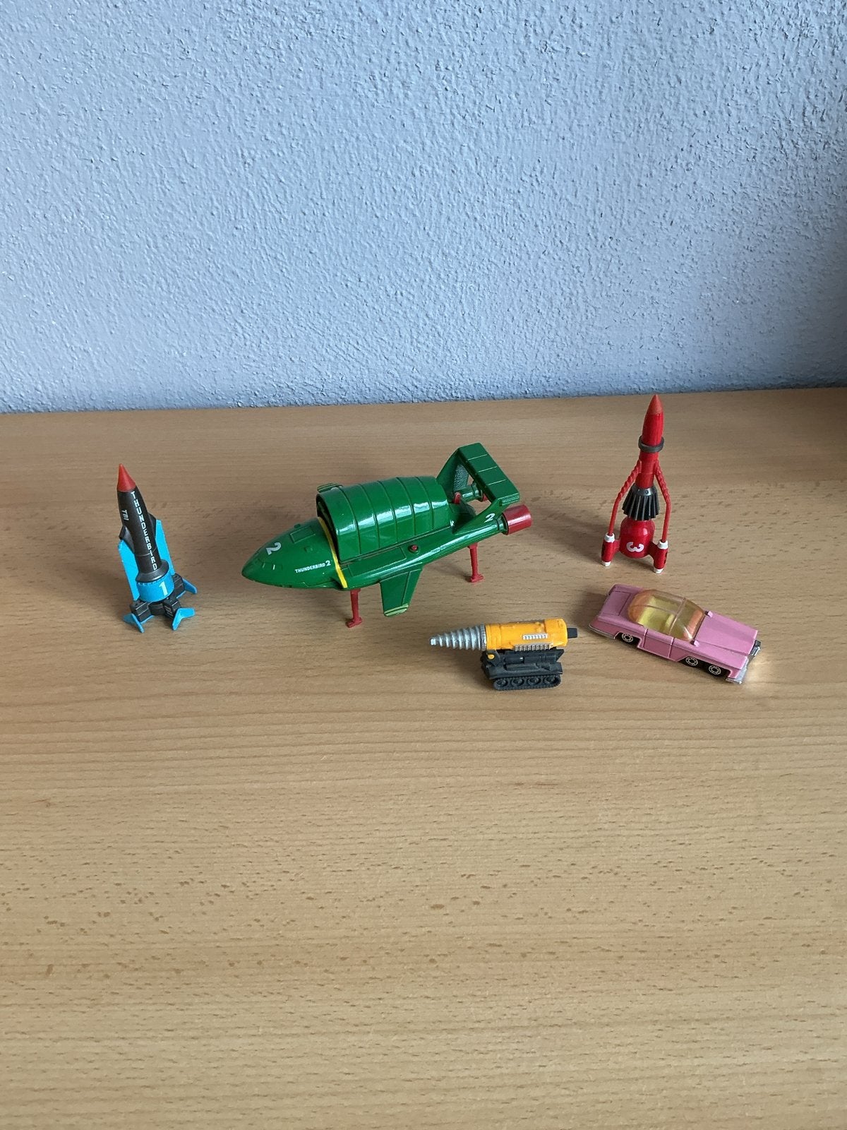 Thunderbirds speelgoed set - 5 voertuigen, Ophalen, Zo goed als nieuw, Jongen of Meisje