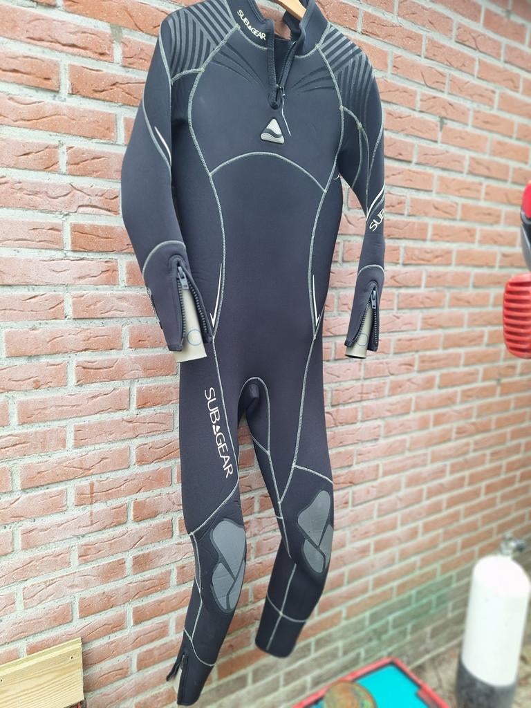 Subgear 7mm duikpak maat 52 (L), Watersport en Boten, Ophalen of Verzenden, Zo goed als nieuw, Duikpak