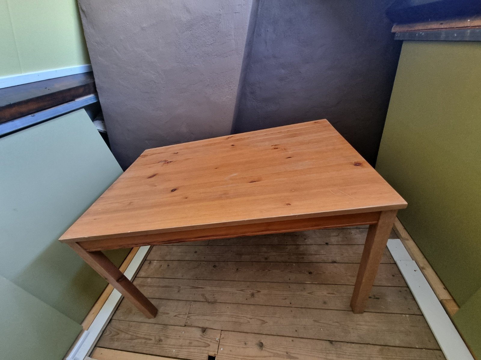 Houten eettafel IKEA 118 x 74 CM, Ophalen, Gebruikt, 50 tot 100 cm, Vier personen