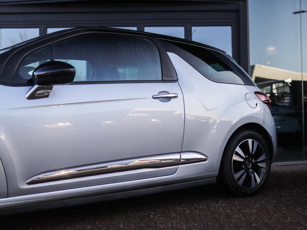 DS 3 1.2 PureTech So Chic | Automaat! | PDC | Cruise Control, Auto's, DS, Stof, Euro 6, 1199 cc, 82 pk
