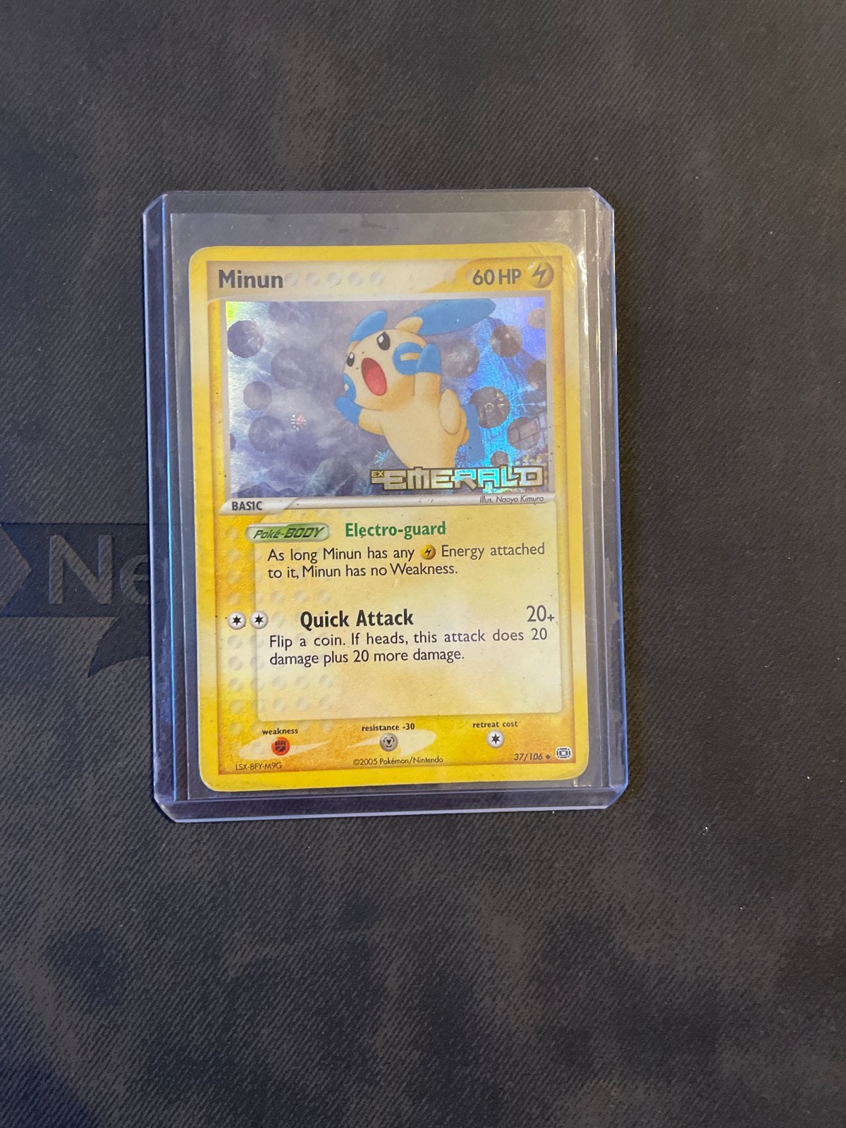 Minun Pokémon Kaart - Emerald Set (2005) - Foil, Ophalen of Verzenden, Gebruikt, Losse kaart, Foil
