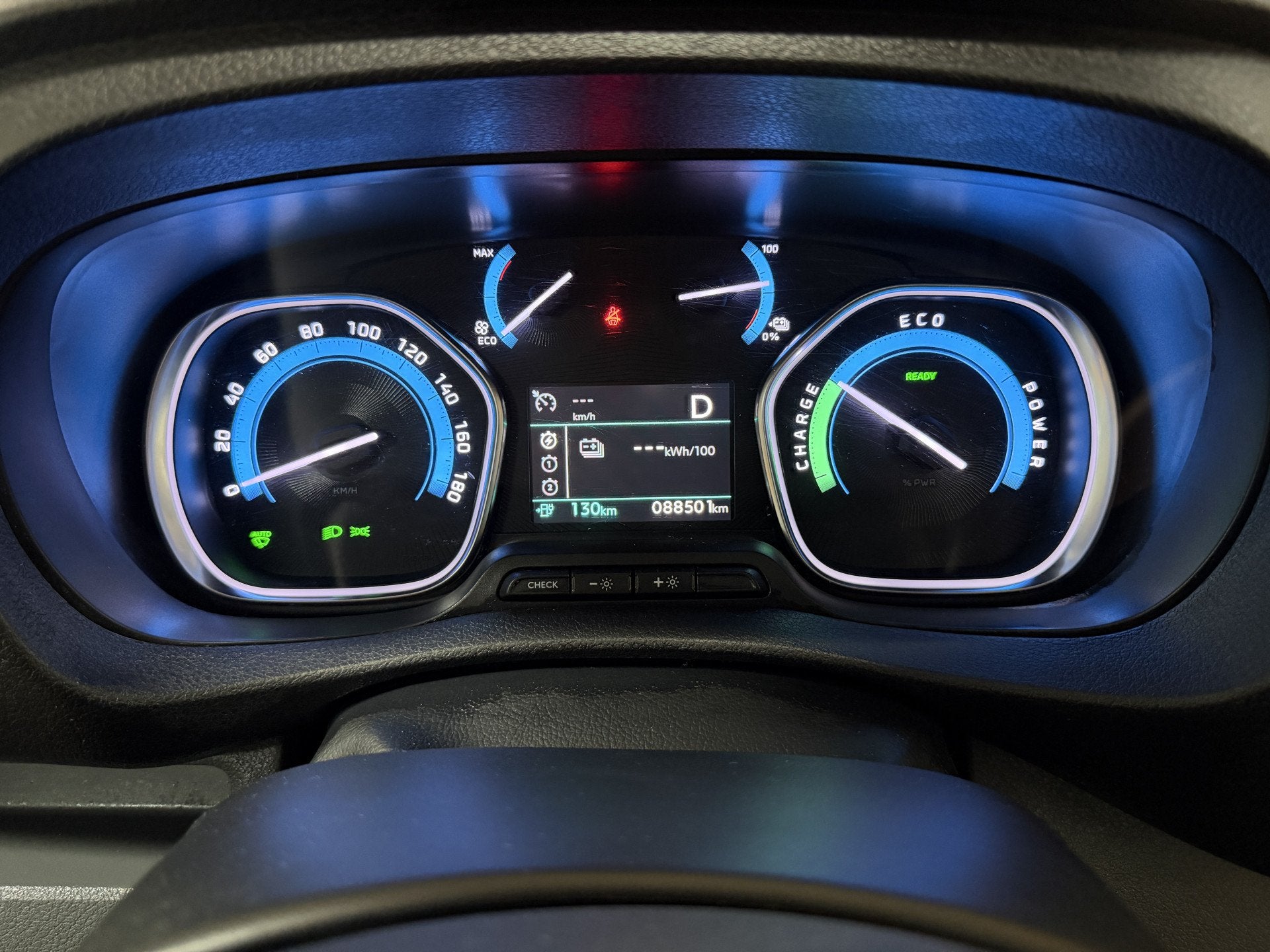 Peugeot e-Expert Standard Premium 136 PK 75 kWh CarPlay/Crui, Dealer onderhouden, 136 pk, Gebruikt, Zwart