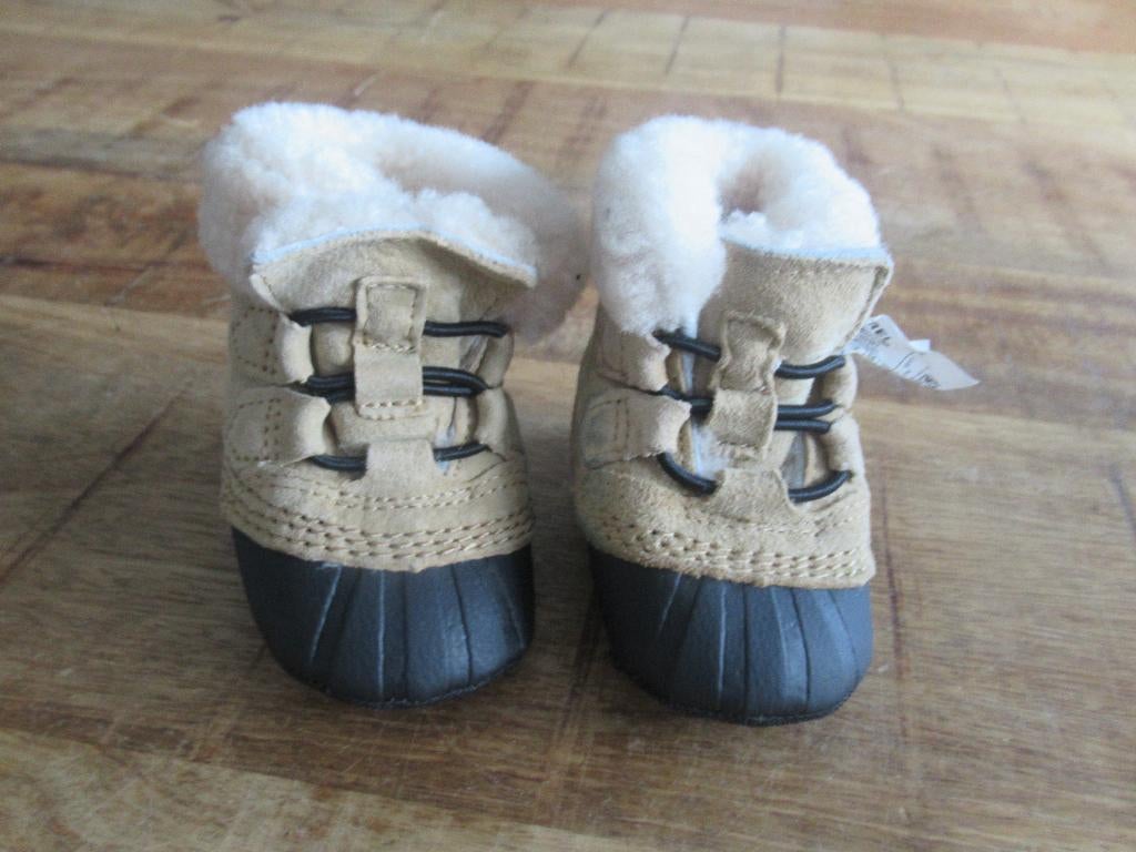 Sorel snowboots maat 18, Jongetje of Meisje, Laarsjes, Ophalen of Verzenden, Zo goed als nieuw
