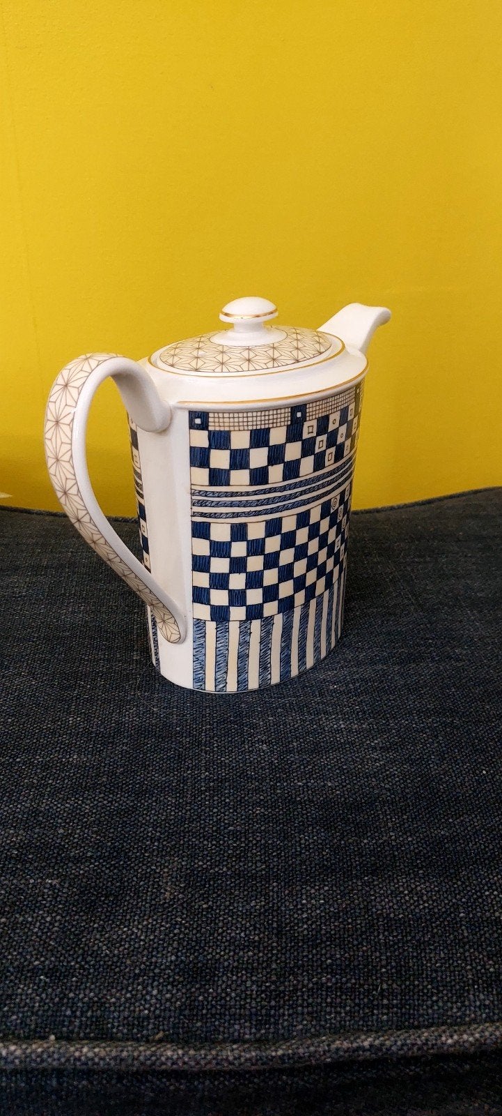 Wedgwood Samurai Koffiepot - Elegant en Uniek Design, Huis en Inrichting, Keuken | Servies, Ophalen, Zo goed als nieuw, Porselein