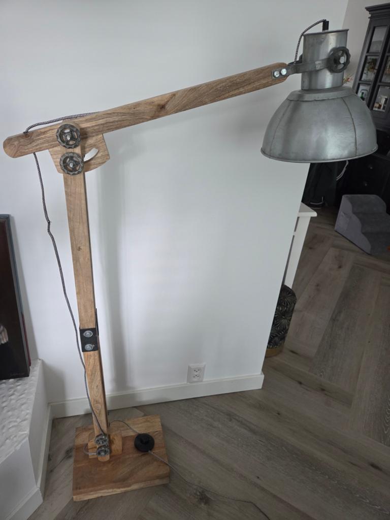 Staande lamp, vintage look, Huis en Inrichting, Ophalen, Zo goed als nieuw, 150 tot 200 cm