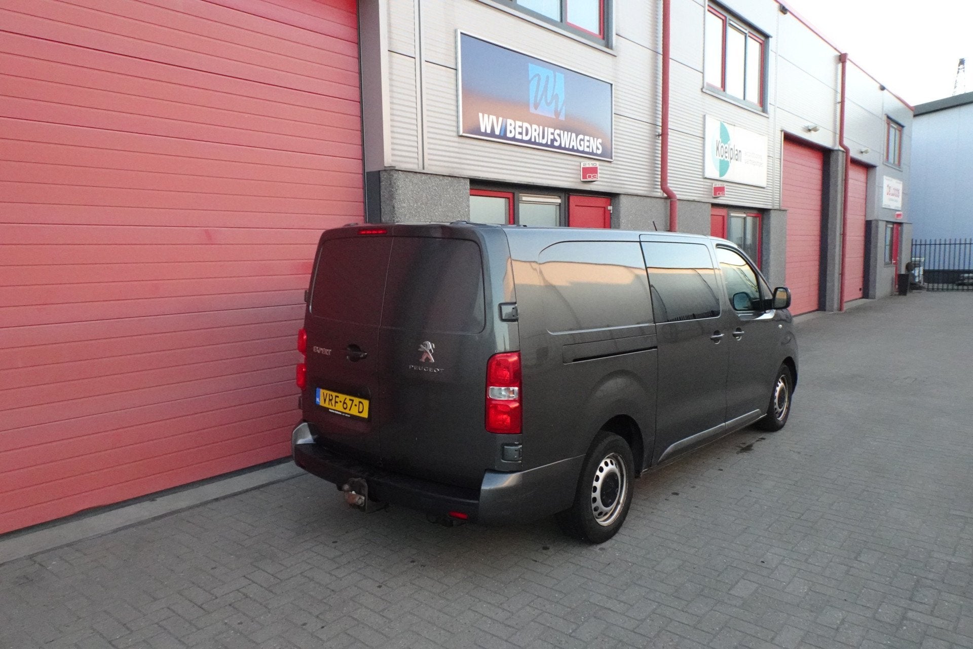 Peugeot Expert 2.0 BlueHDI 145 Long Premium DC 5 zits, Auto's, 145 pk, Gebruikt, 4 cilinders, Origineel Nederlands