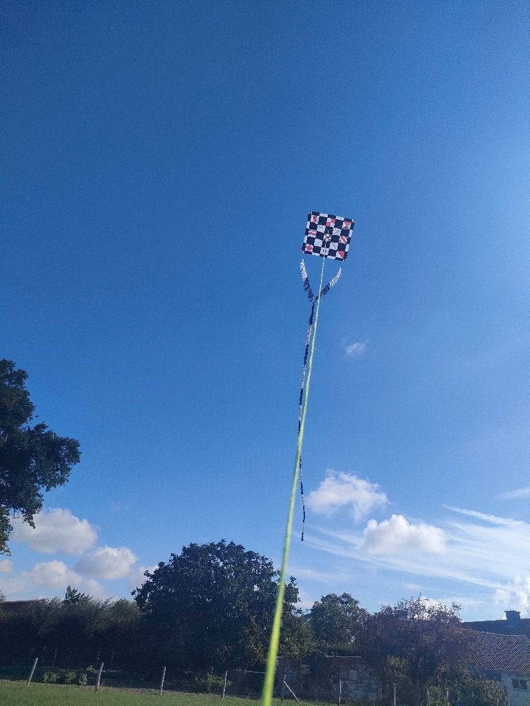 Vliegeren, Sport en Fitness, Ophalen of Verzenden, Zo goed als nieuw, Eenlijns, Vlieger