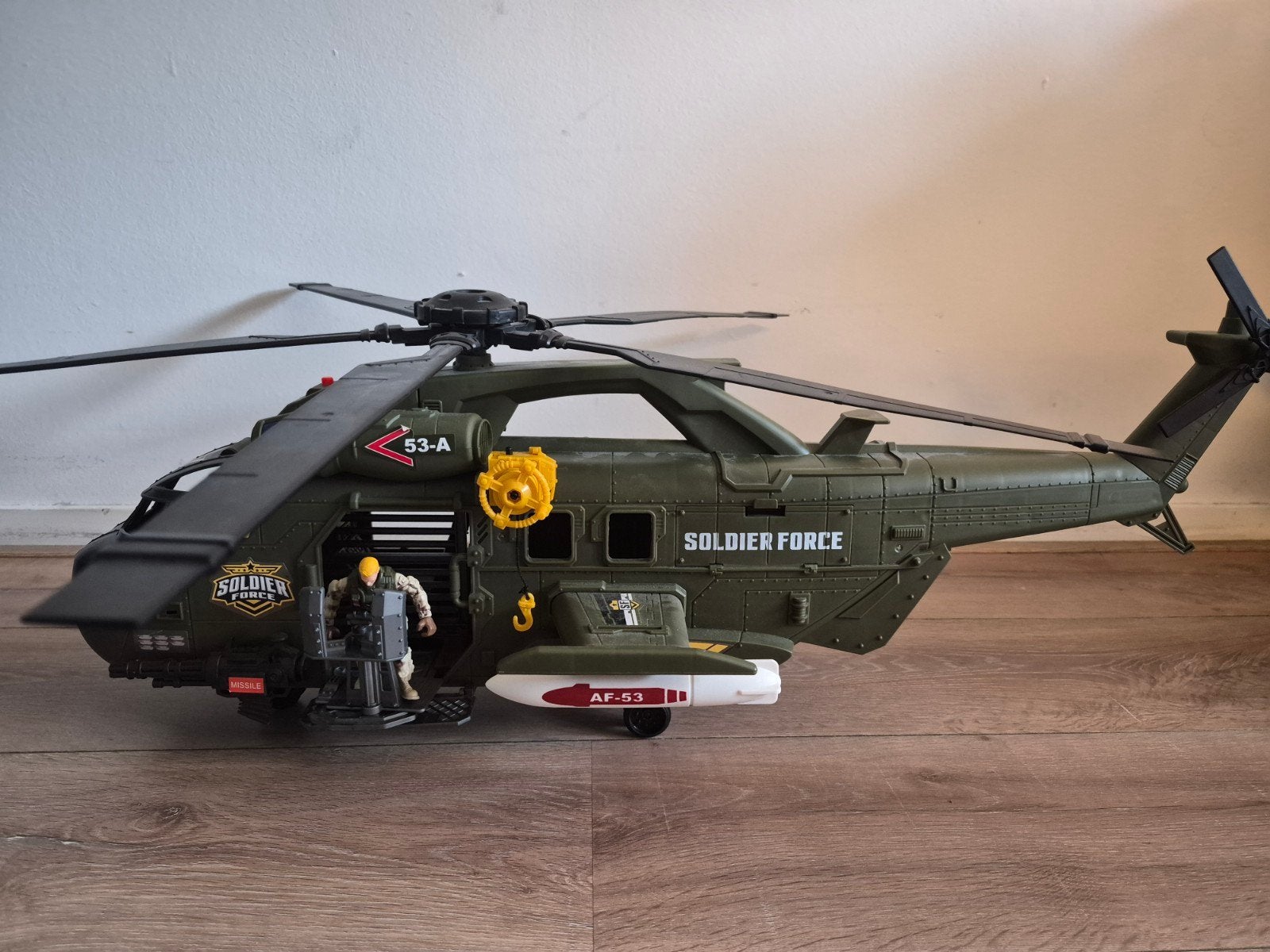 Grote set Soldier Force speelgoed: tank, helikopter, Ophalen, Nieuw