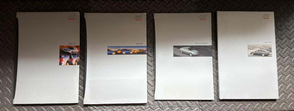 Luxe Audi Hardcover Brochure-Mappen (S4 B5, A8, A3, A6 4.2), Ophalen of Verzenden
