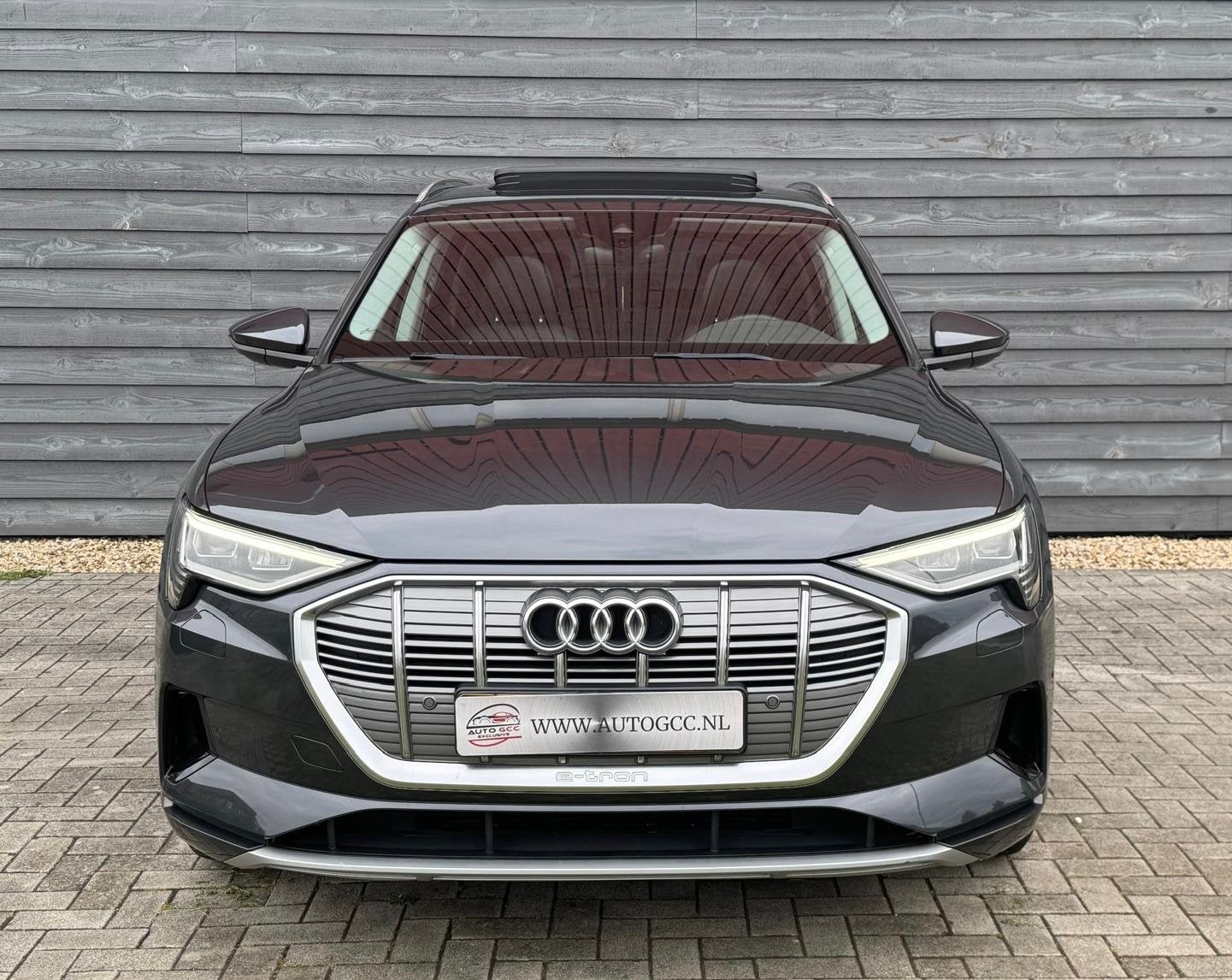 Audi E-tron E-tron 50 QUATTRO SOH 93% 71kWh PANO VIRTUAL NAP, Auto's, Automaat, Vierwielaandrijving, 193 min, SUV of Terreinwagen