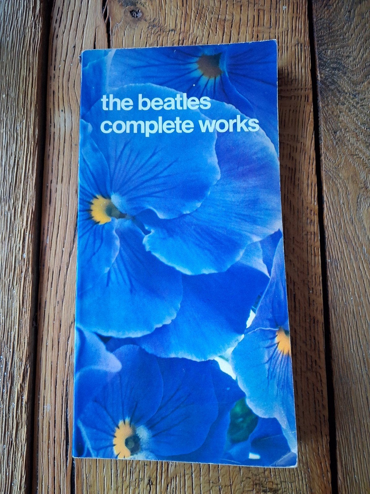 The Beatles complete works, Verzenden, Gelezen, Artiest
