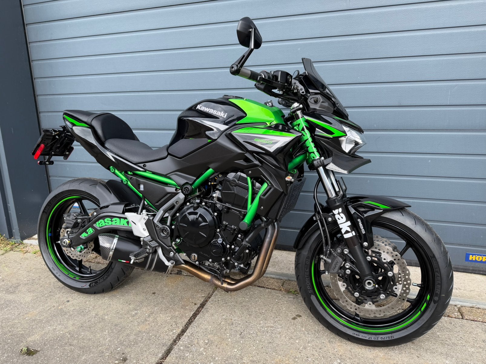 Kawasaki z650 z 650: uniek, Led, sportuit, 2e eig, smoke '22, Motoren, 2 cilinders, Occasion, Bedrijf, Meer dan 35 kW