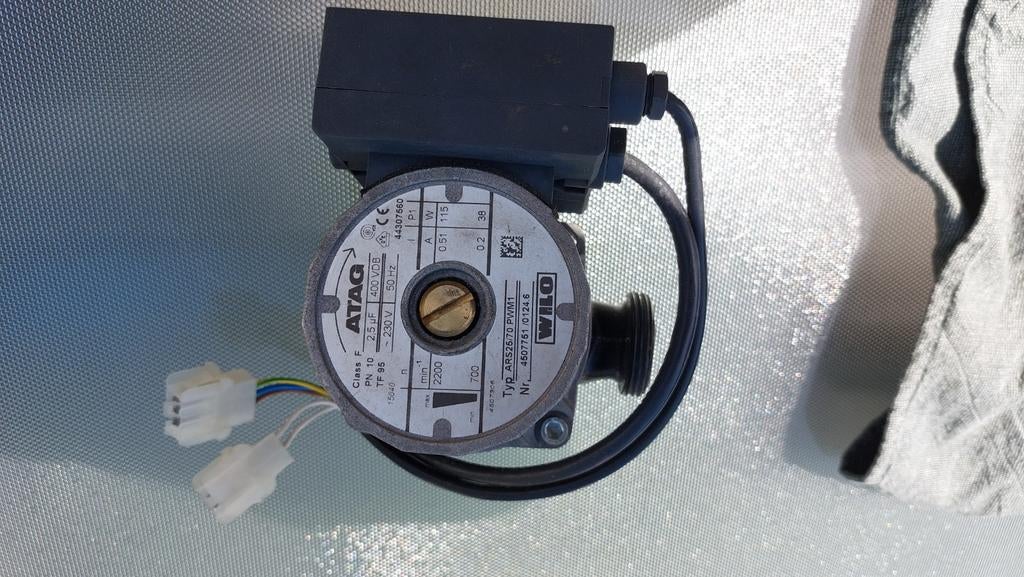 Wilo ATAG CV Pomp ARS26/70 PWM1, Doe-het-zelf en Verbouw, Verwarming en Radiatoren, Gebruikt, Overige typen, Minder dan 200 watt