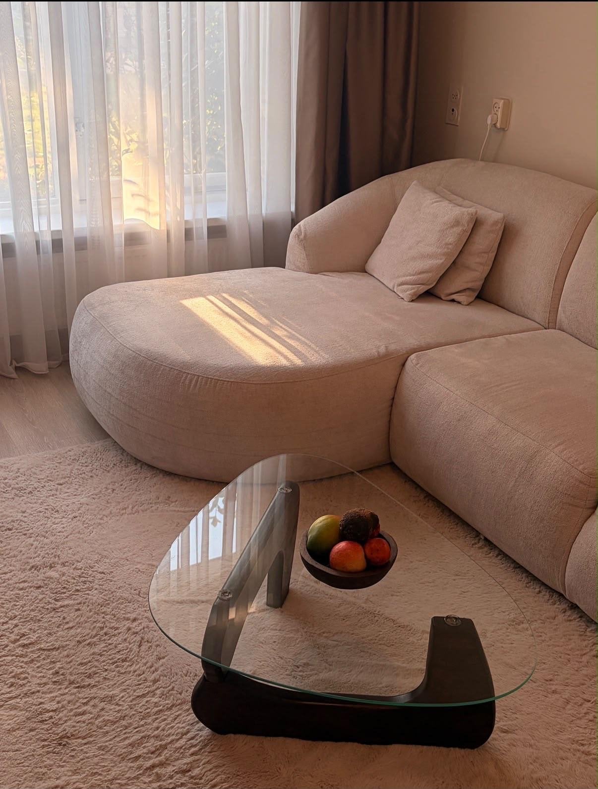 Organische Salontafel 90x65 cm Walnoot Gehard Glas Japandi, Ophalen, Japandi, 50 tot 100 cm, Overige houtsoorten