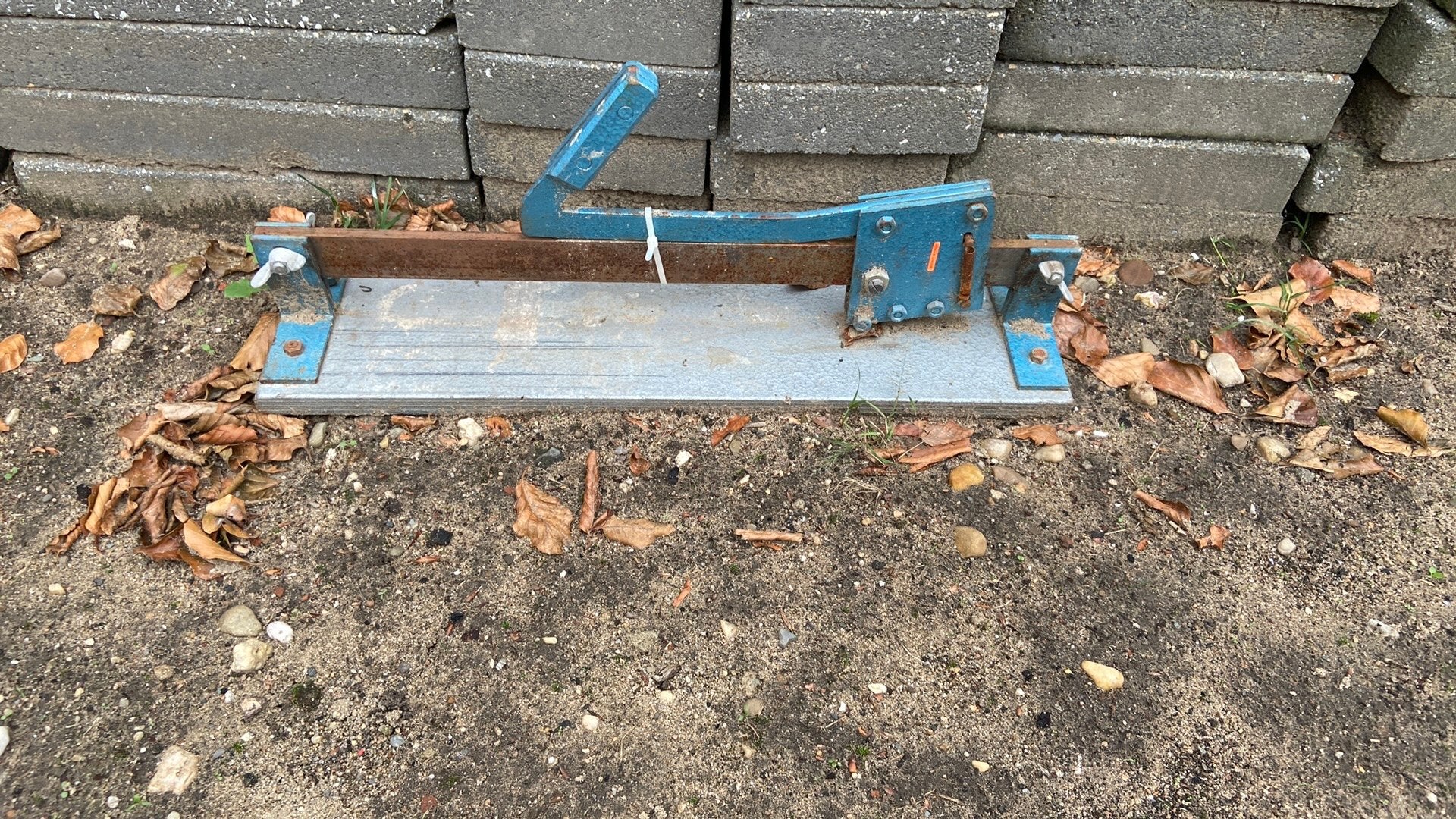 Stenenknipper., Ophalen of Verzenden, Zo goed als nieuw