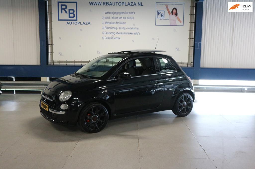 Fiat 500 1.4-16V Lounge PANO/ LEER/ BLACK PACK, Voorwielaandrijving, Euro 5, 101 pk, Gebruikt