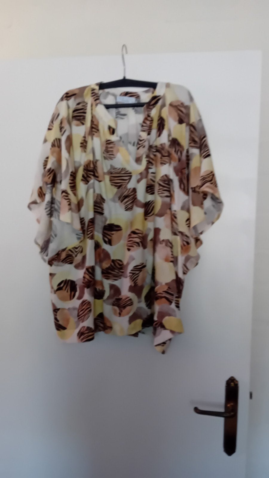 Viscose blouse, Ophalen of Verzenden, Zo goed als nieuw, Blouse of Tuniek