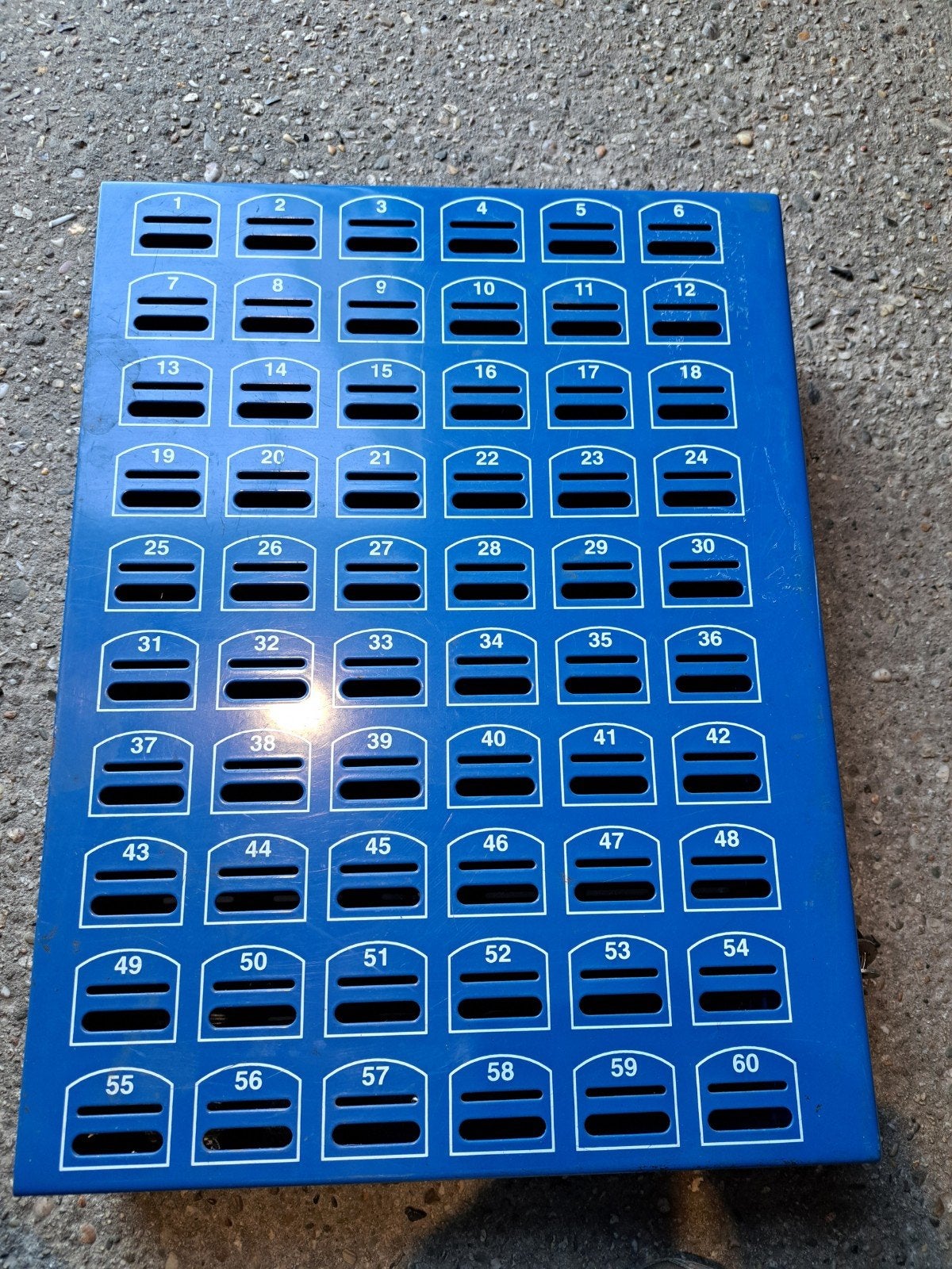 Vintage spaarkas / sleutelkast - 35x47 cm - Mancave/Kroeg, Vintage, Gebruikt, Blauw, Ophalen of Verzenden