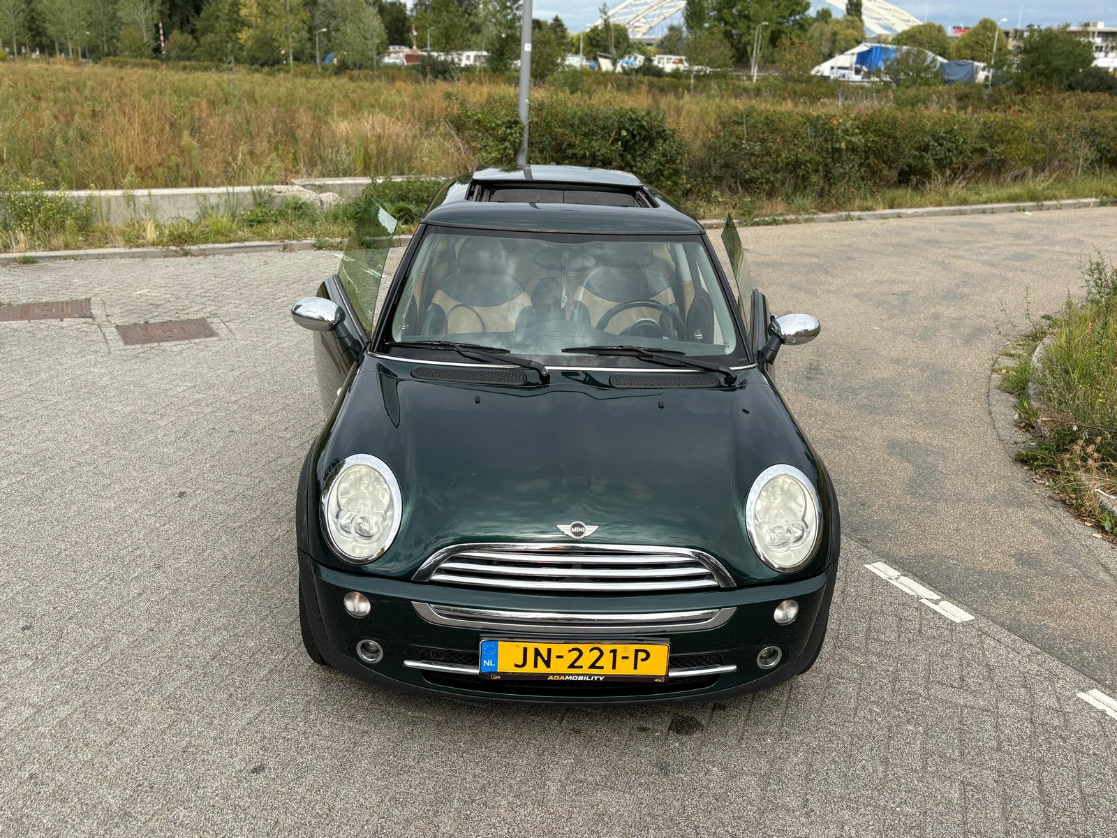 Mini 1.6 16V ONE AUT 2004 Groen, Auto's, Mini, Beige, 4 cilinders, 4 stoelen, 1055 kg
