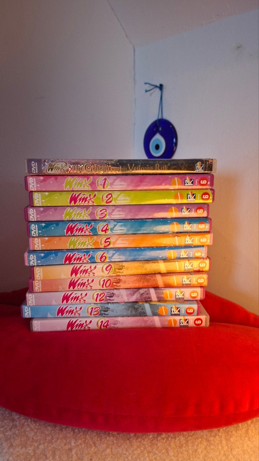 Winx dvds lees beschrijving! 
1 2 3 4 5 6 9 10 12 13 en 14
7, Speciale editie, Science Fiction en Fantasy, Zo goed als nieuw, Vanaf 6 jaar