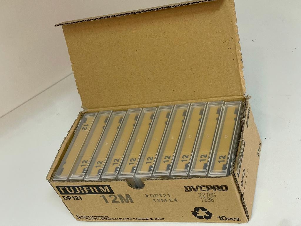 FUJIFILM DP121 DVCPRO Video Cassette (10 stuk voor €50)nieuw, Audio, Tv en Foto, Videocamera's Digitaal, Mini dv, N, N, Nieuw