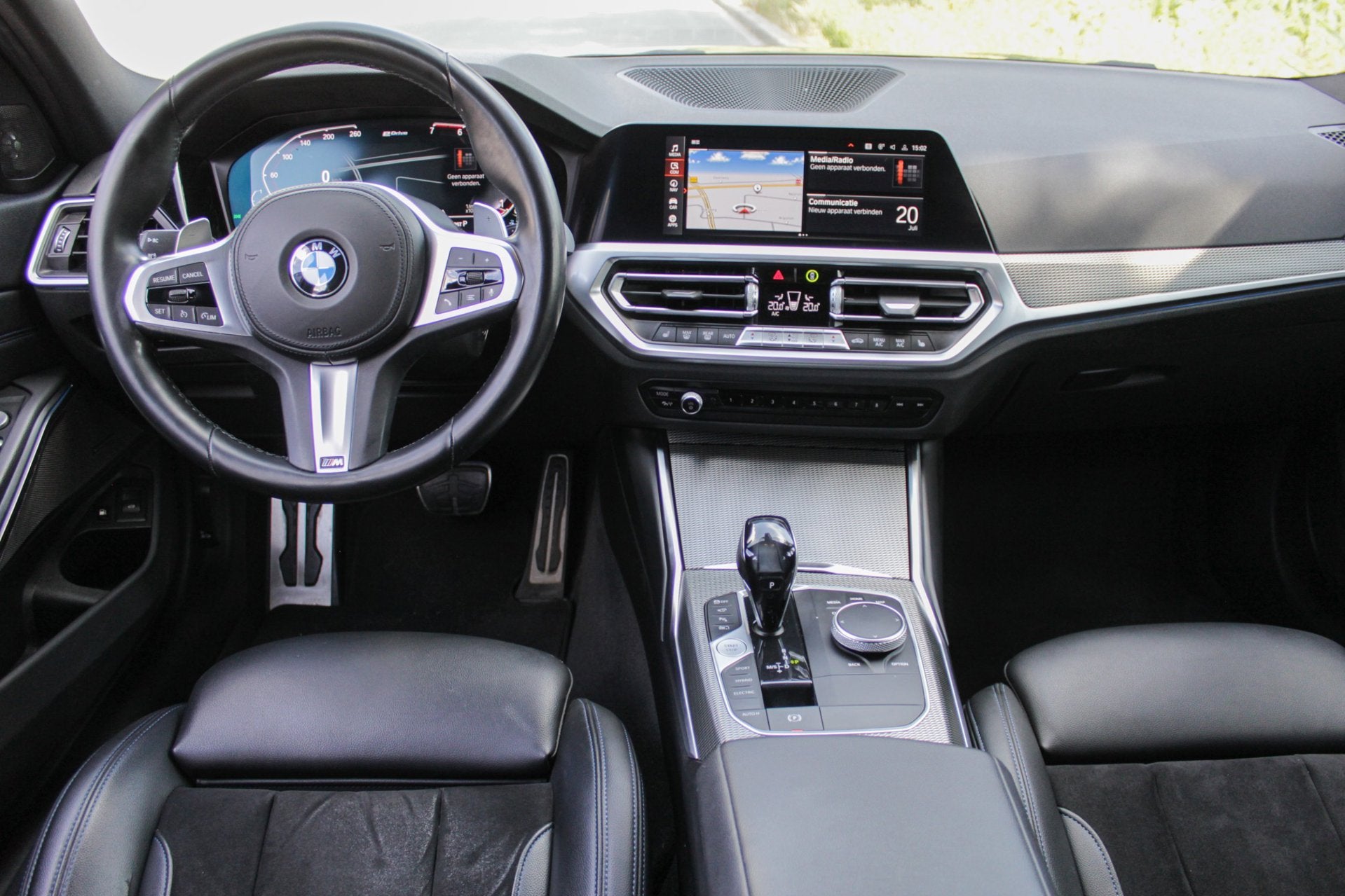Foto 8 van BMW 3-serie Touring 330e xDrive High Executive - trekhaak -