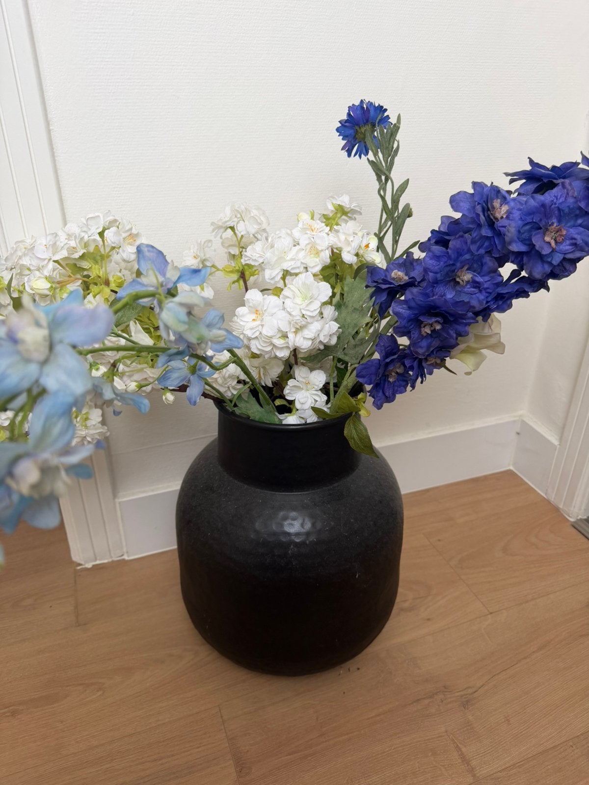 Vaas met kunstbloemen, Ophalen, Zo goed als nieuw