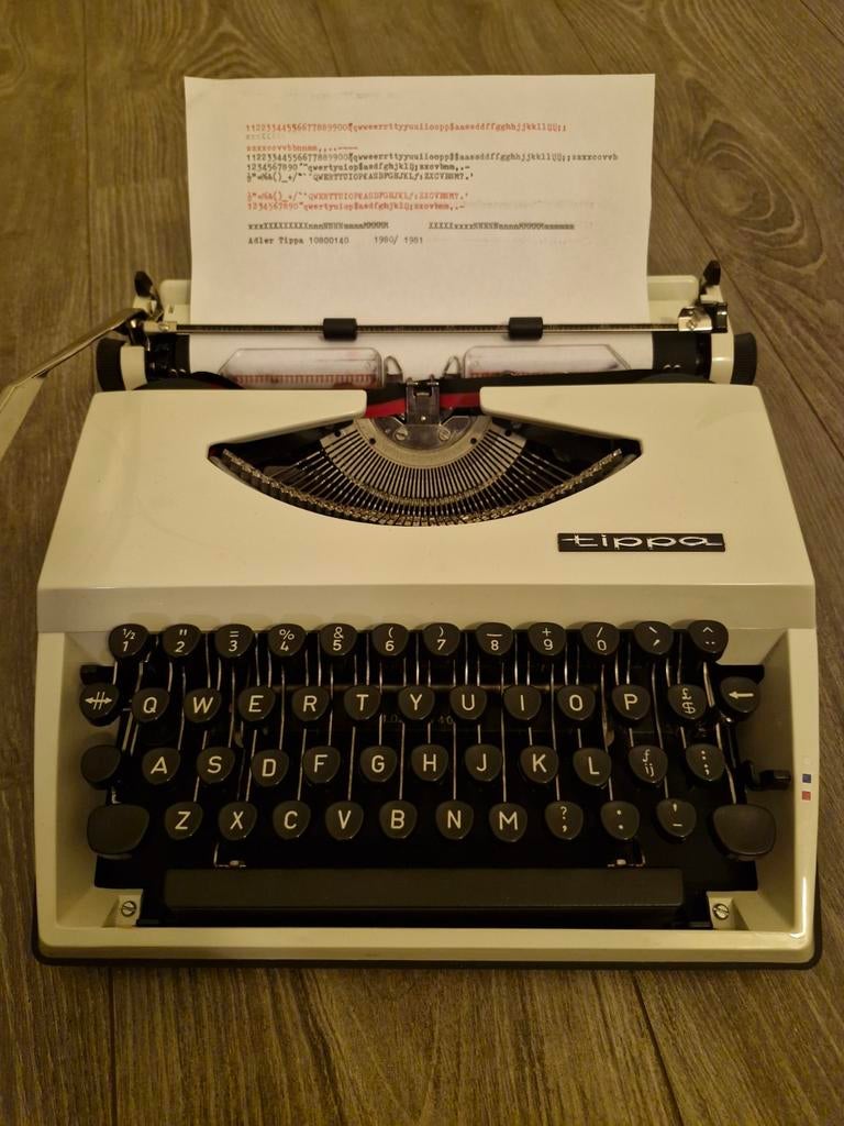 Typmachine ADLER TIPPA wit., Ophalen
