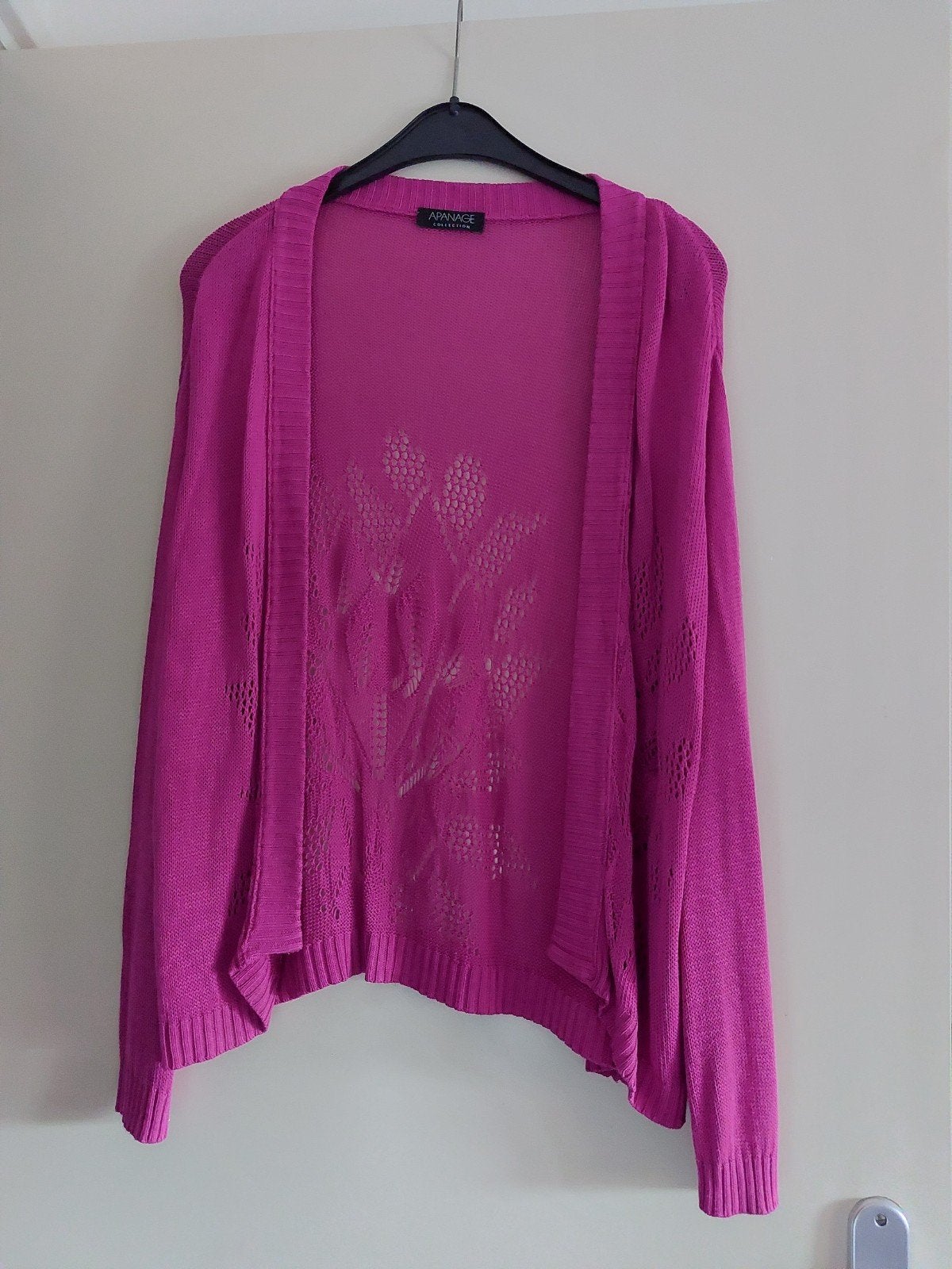Apanage Collection fuchsia vest met opengewerkt patroon, Maat 38/40 (M), Apanage Collection, Ophalen of Verzenden, Zo goed als nieuw