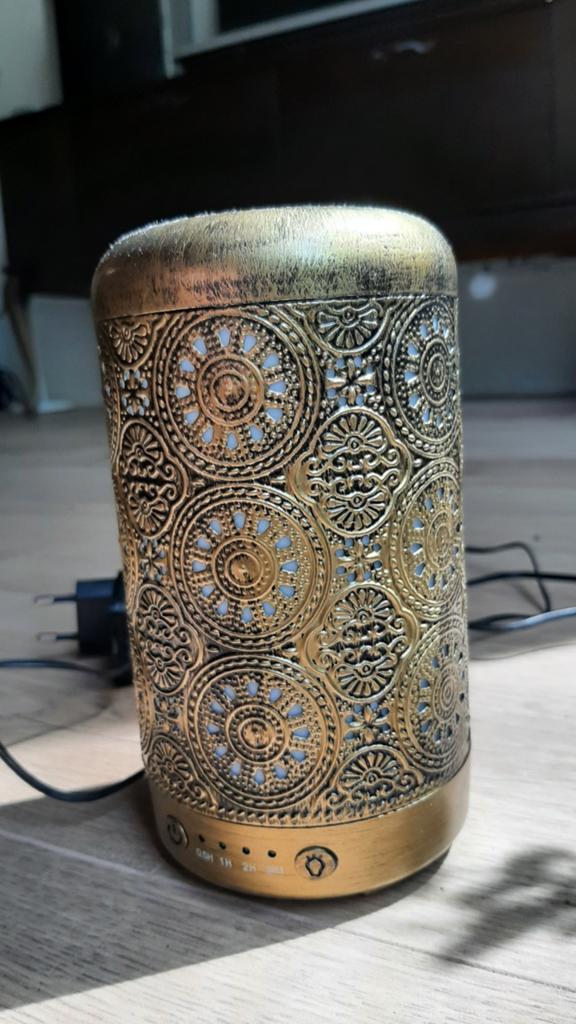 Gouden Aroma Diffuser met Oosters Design, Ophalen of Verzenden, Zo goed als nieuw