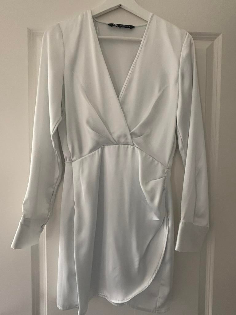 Zara Wit Jurkje met Lange Mouwen, Kleding | Dames, Jurken, Zo goed als nieuw, Maat 36 (S), Wit, Boven de knie, Ophalen of Verzenden