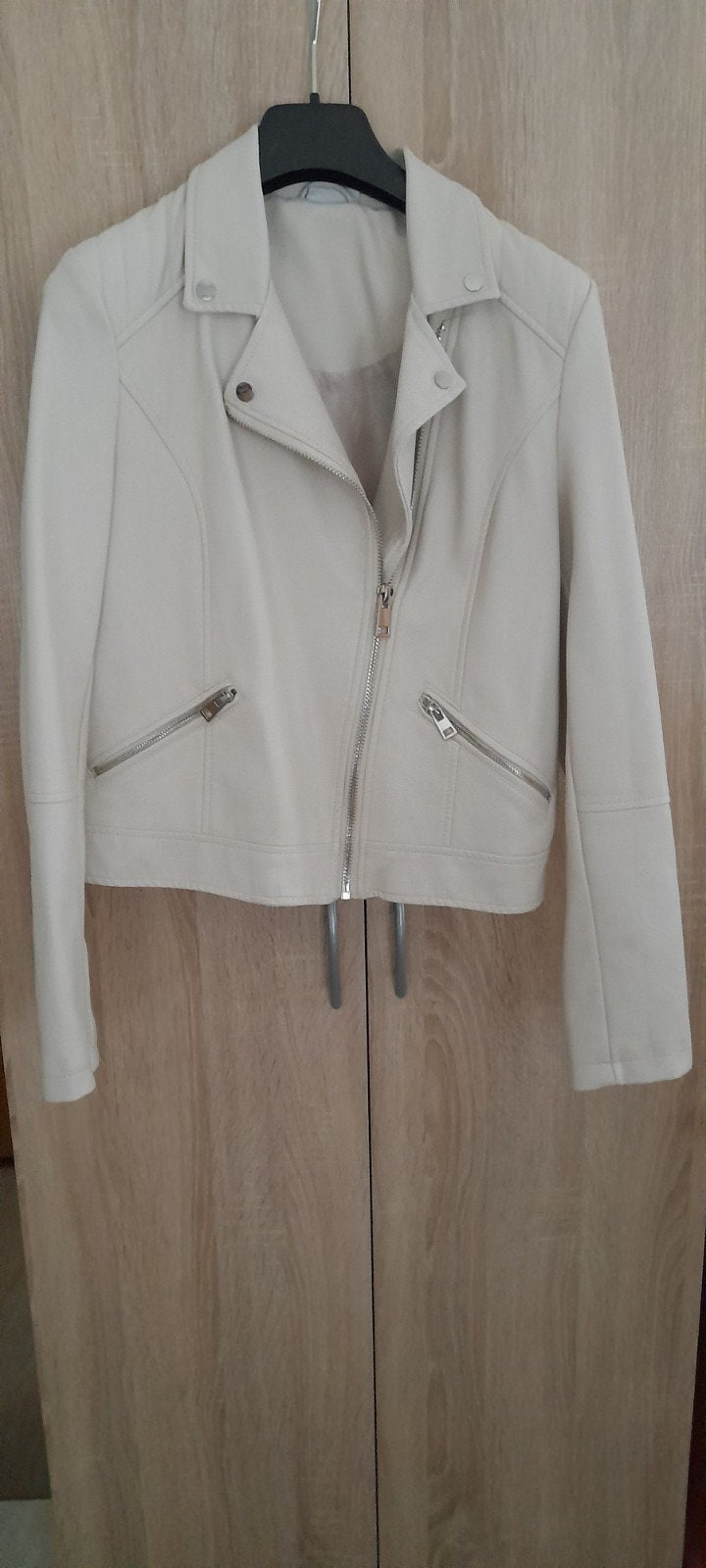 nieuw creme beige biker leatherlook jasje mt 40
Helaas, Ophalen of Verzenden, Nieuw, Maat 38/40 (M), Beige