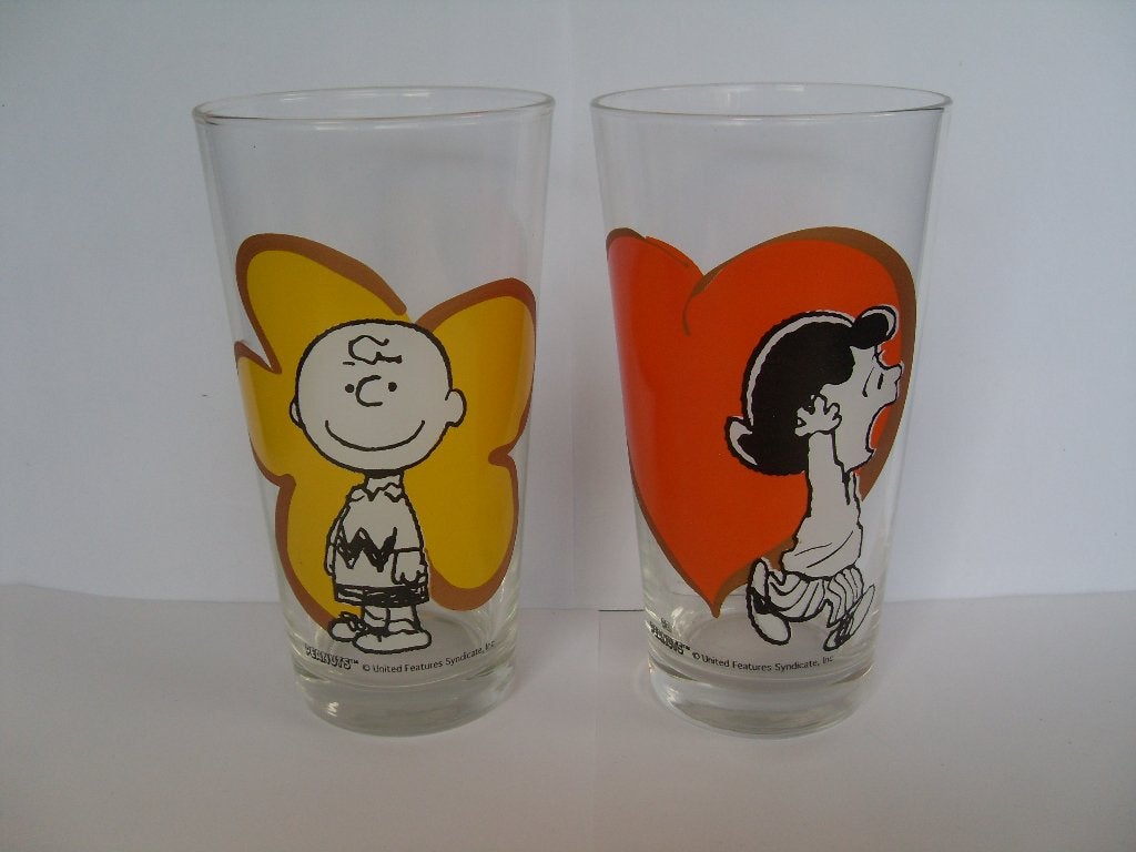 Snoopy Glazen 2 Snoopy Glas Peanuts, Verzamelen, Stripfiguren, Zo goed als nieuw, Beeldje of Figuurtje, Snoopy, Ophalen of Verzenden