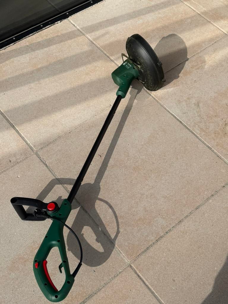 Bosch Electric Grass Trimmer – Almost New, Ophalen, Zo goed als nieuw, Elektrisch